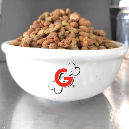 Güesos Cat de 8 kg.